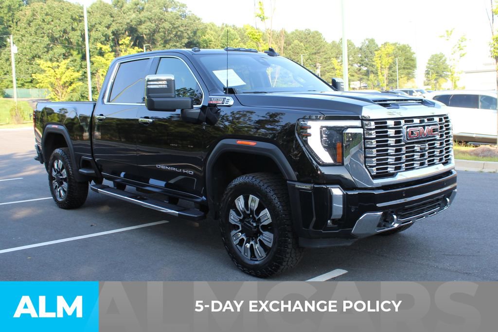Used 2024 GMC Sierra 3500 Denali w/ Denali Reserve Package image 4