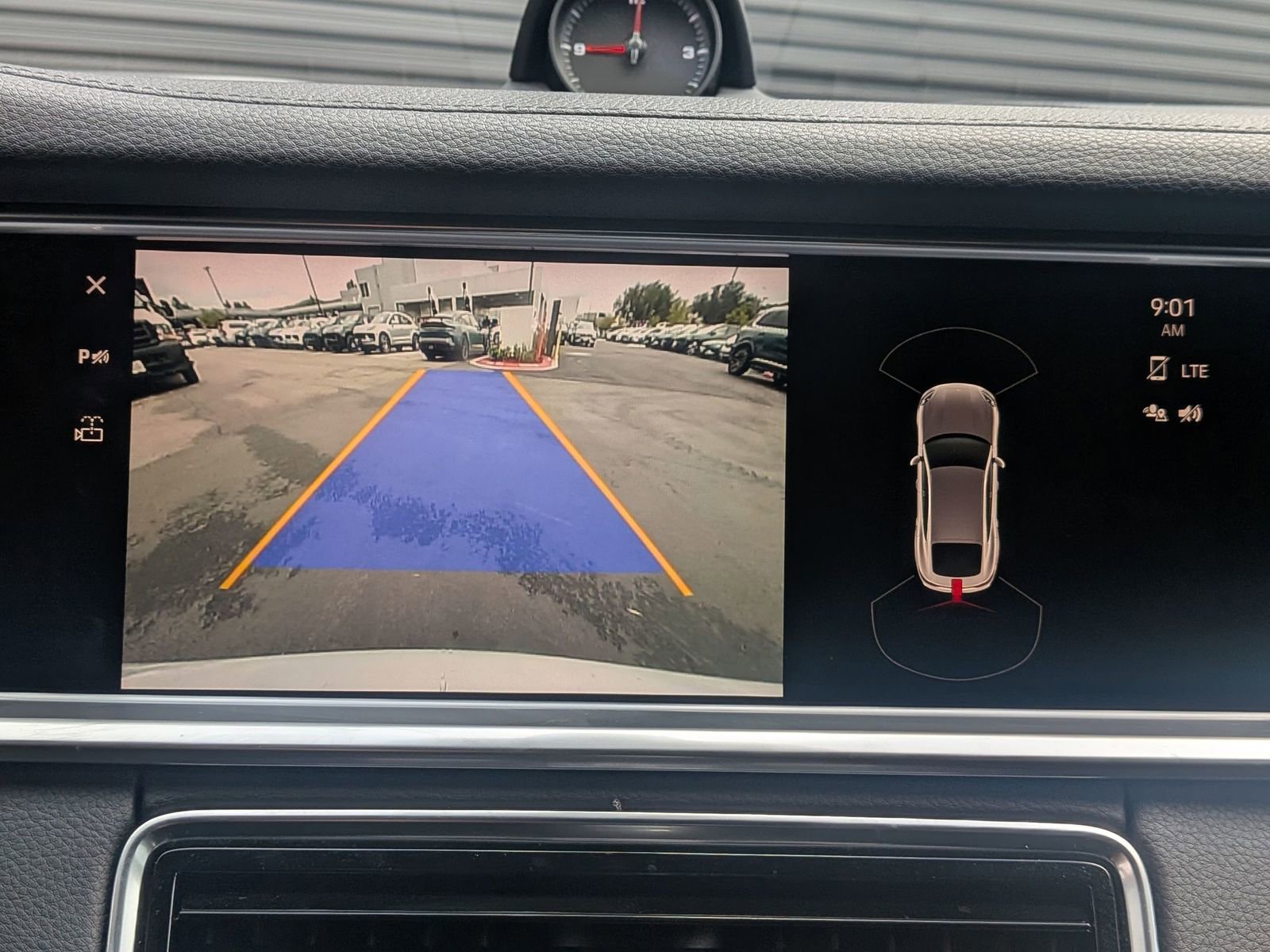 Certified 2023 Porsche Panamera image 19