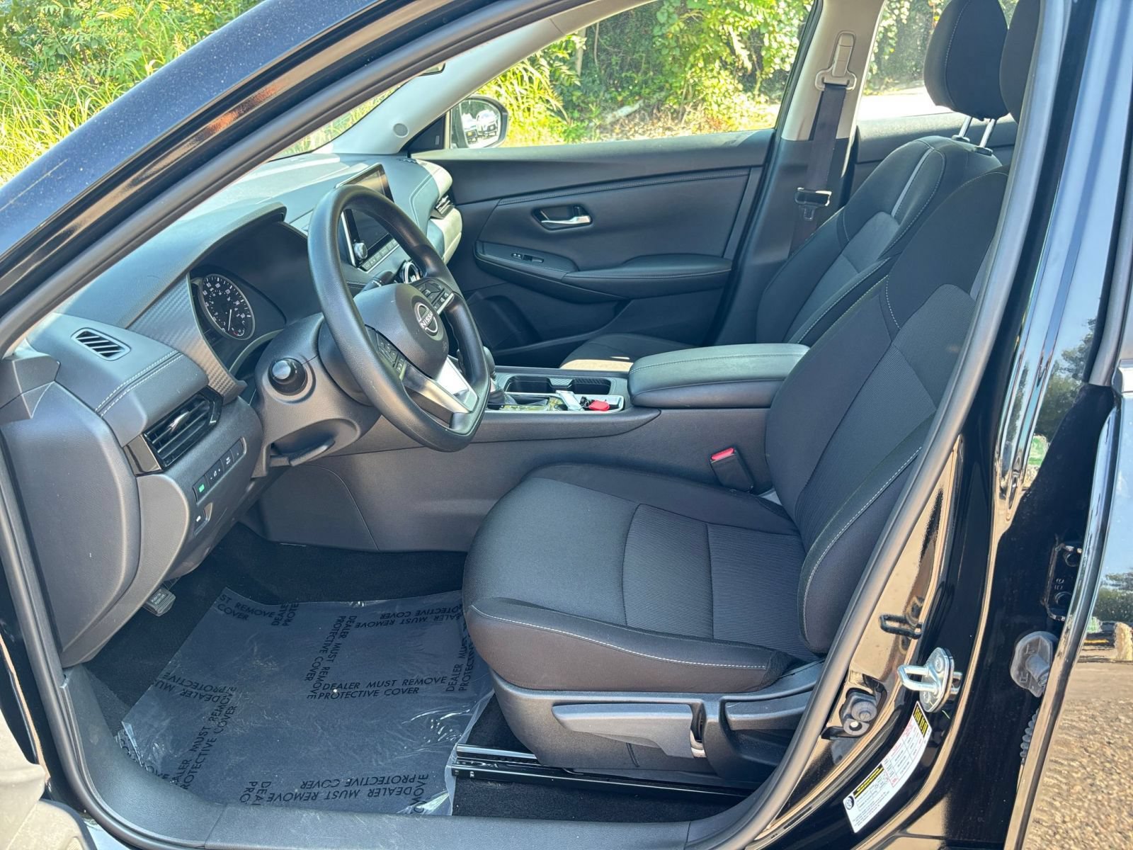 Used 2025 Nissan Sentra SV FWD image 24