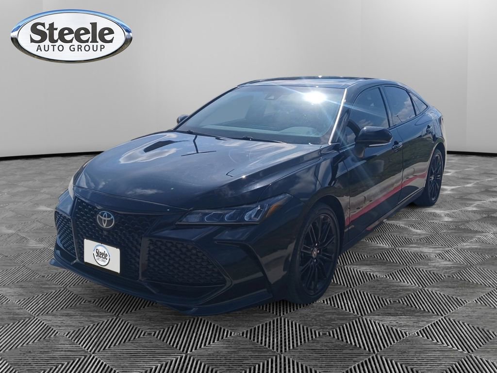 Used 2021 Toyota Avalon XSE image 1