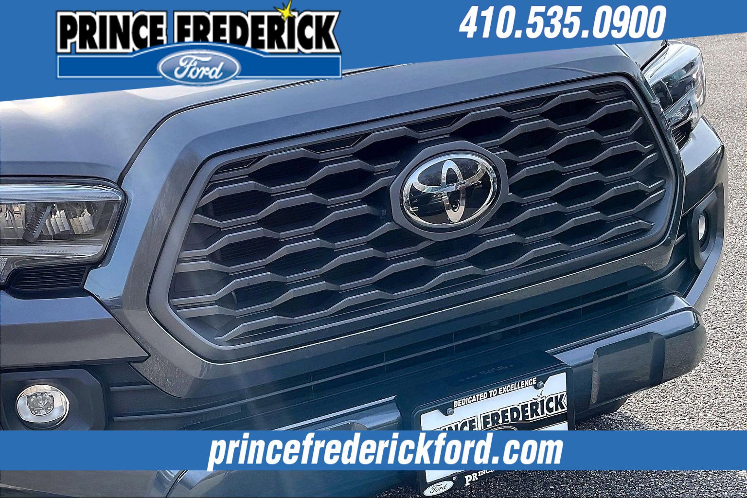 Used 2022 Toyota Tacoma TRD Sport w/ Technology Package image 29