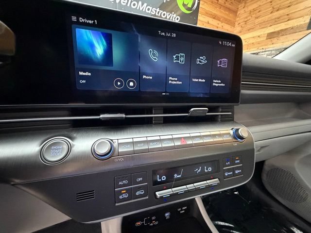Used 2024 Hyundai Kona SEL AWD/4WD image 21