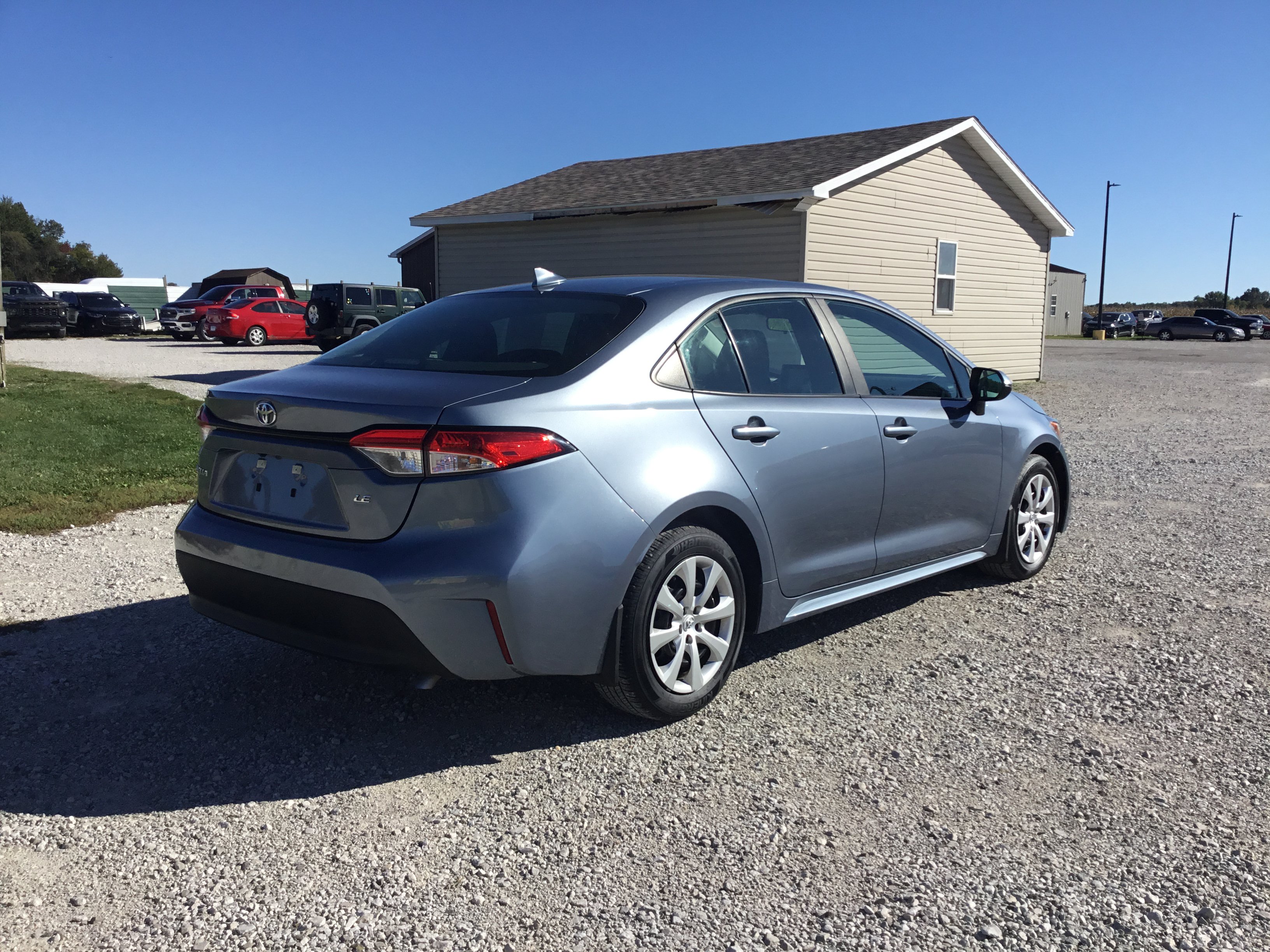 Used 2025 Toyota Corolla LE FWD image 3
