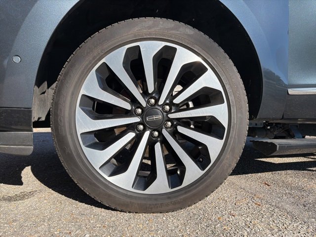 Used 2024 Lincoln Navigator Reserve image 21