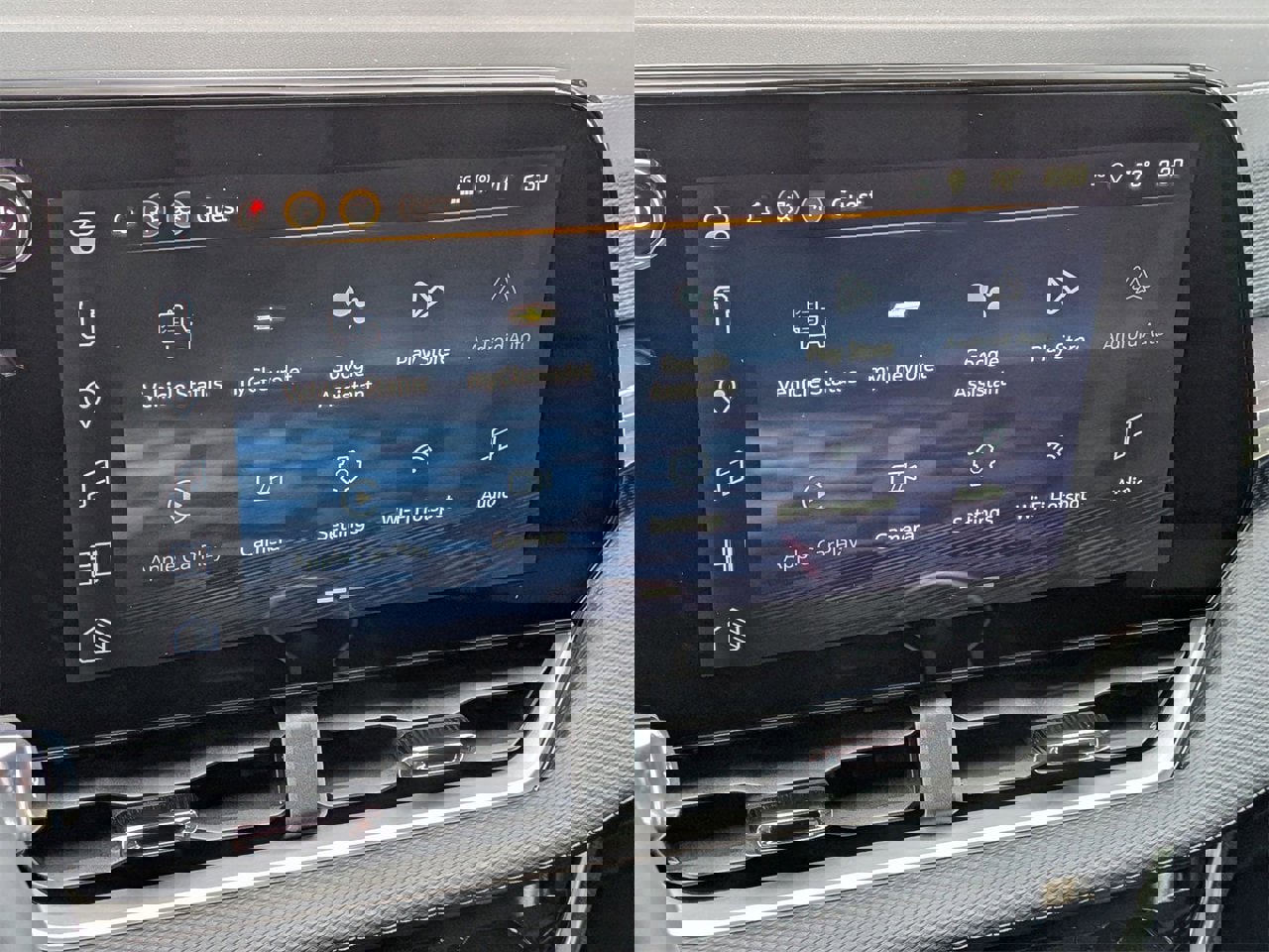 Used 2026 Chevrolet Equinox LT w/ Midnight Edition image 15