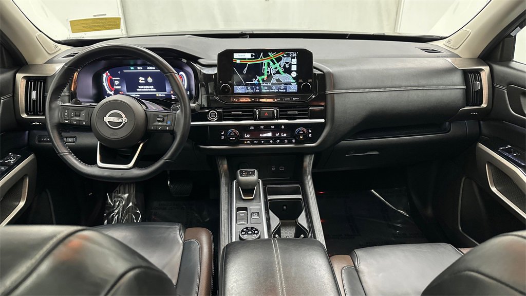 Certified 2022 Nissan Pathfinder Platinum w/ Cargo Package image 28