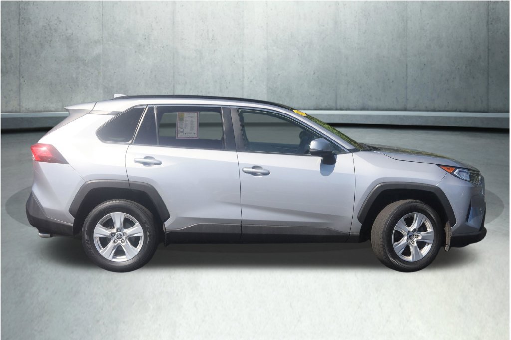Certified 2019 Toyota RAV4 XLE AWD/4WD image 28