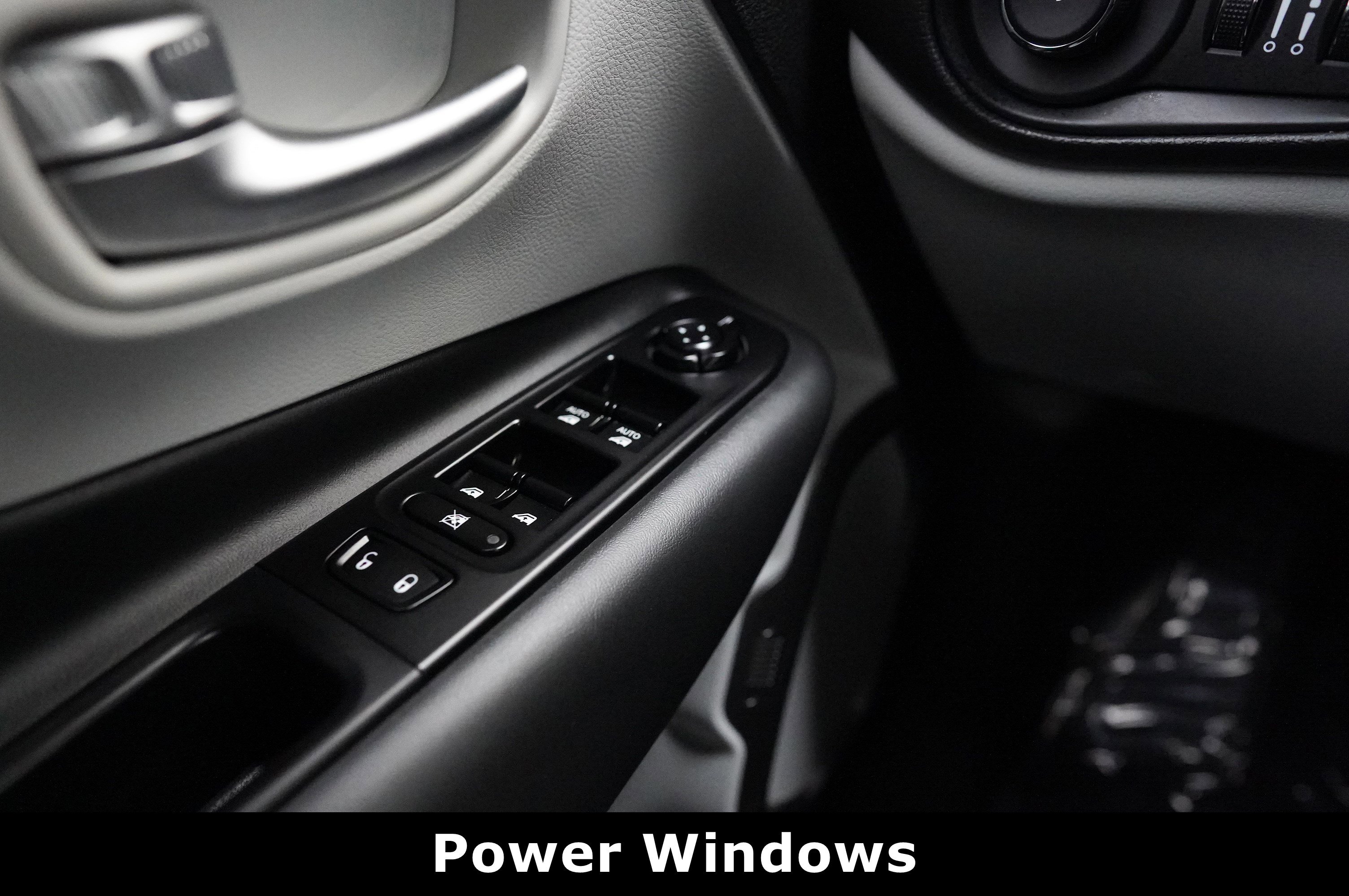 Used 2022 Jeep Renegade Latitude w/ Convenience Group image 32