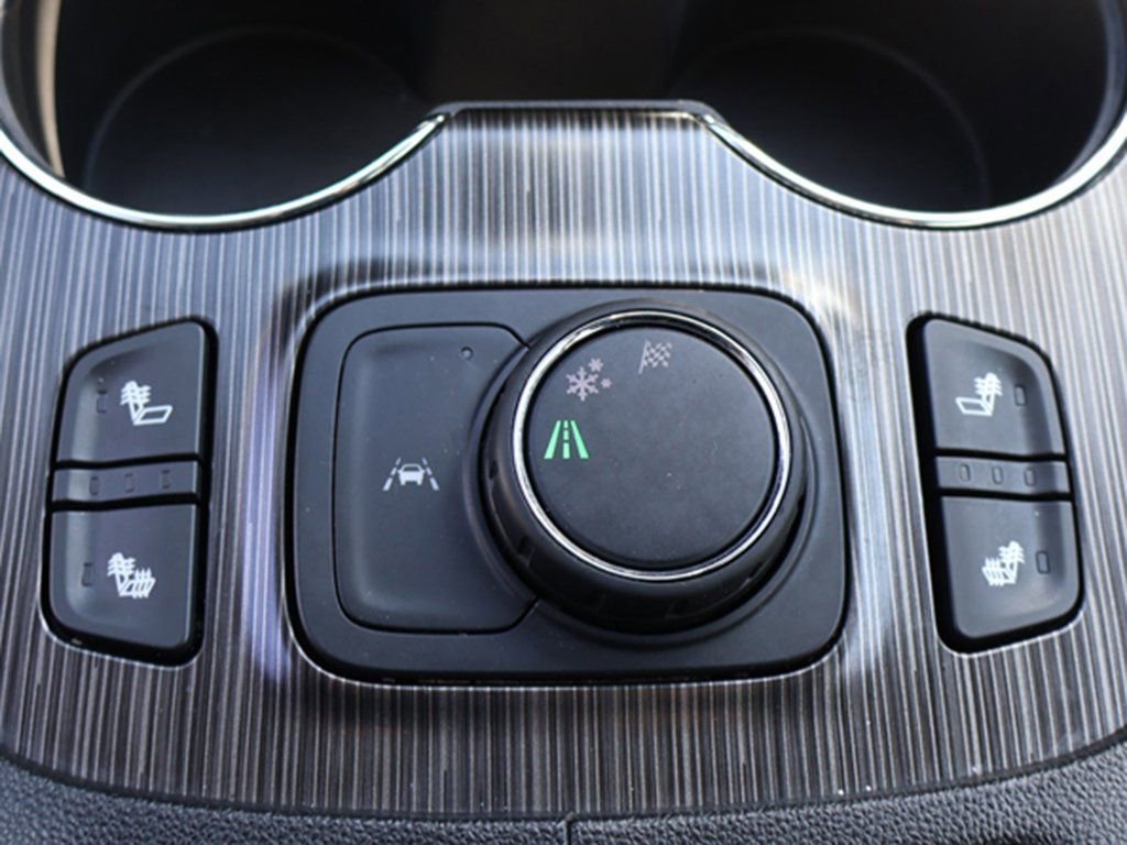 Used 2023 GMC Acadia SLT FWD image 58