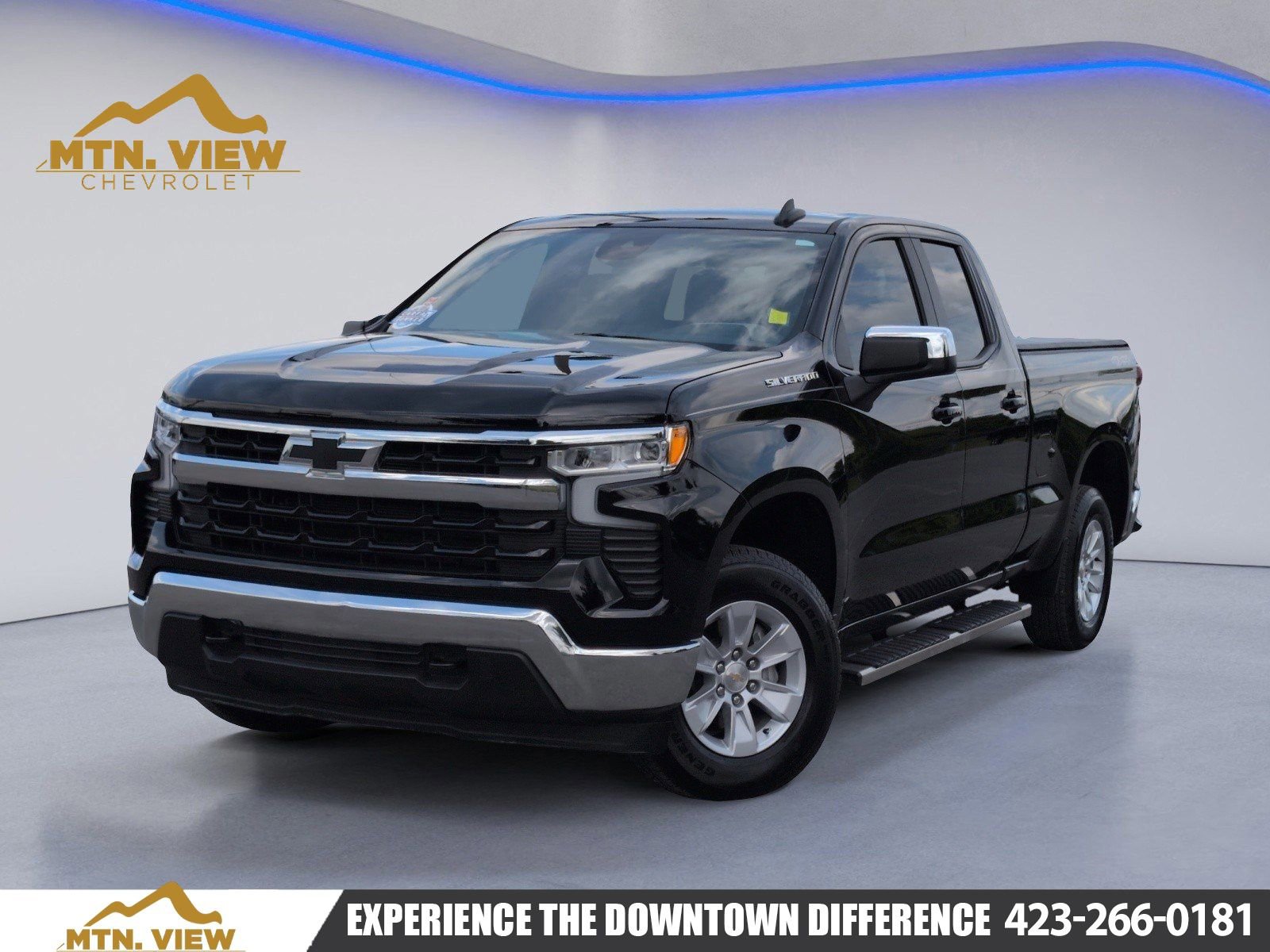 Used 2025 Chevrolet Silverado 1500 LT w/ Protection Package AWD/4WD image 1