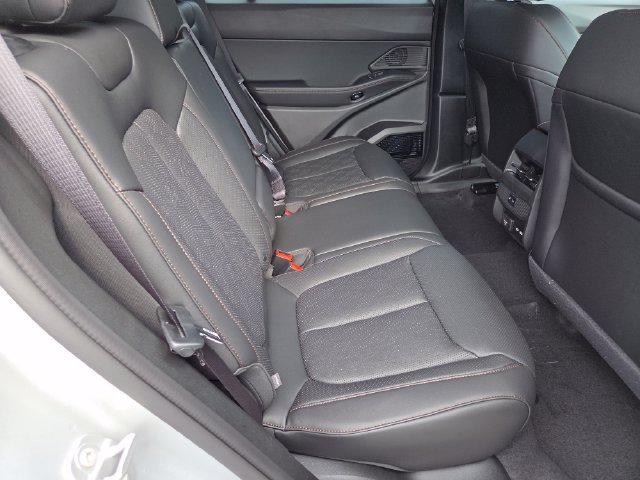 New 2026 Jeep Cherokee Overland w/ Advanced Pro Tech Group AWD/4WD image 6
