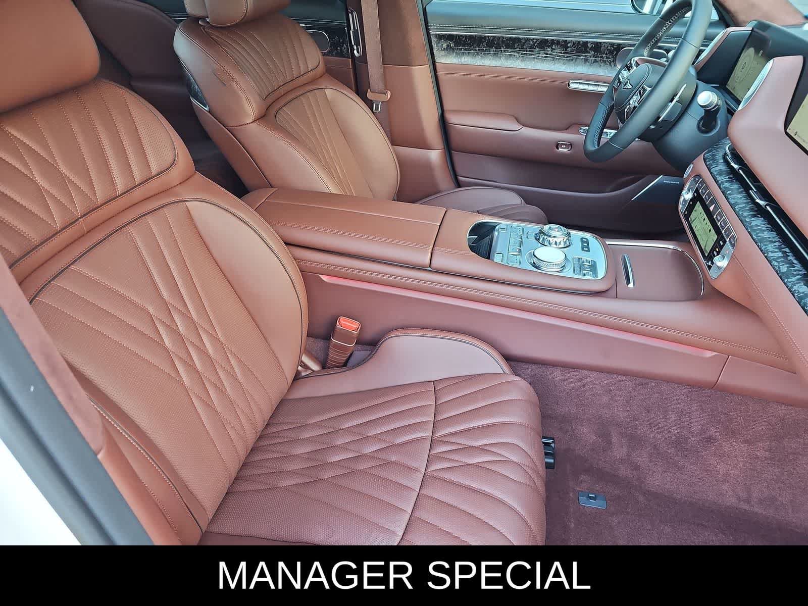 Used 2025 Genesis G90 3.5T AWD/4WD image 18
