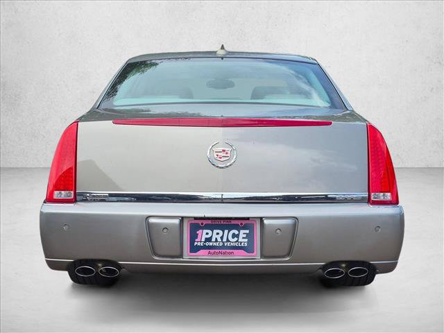 Used 2011 Cadillac DTS Luxury FWD image 7