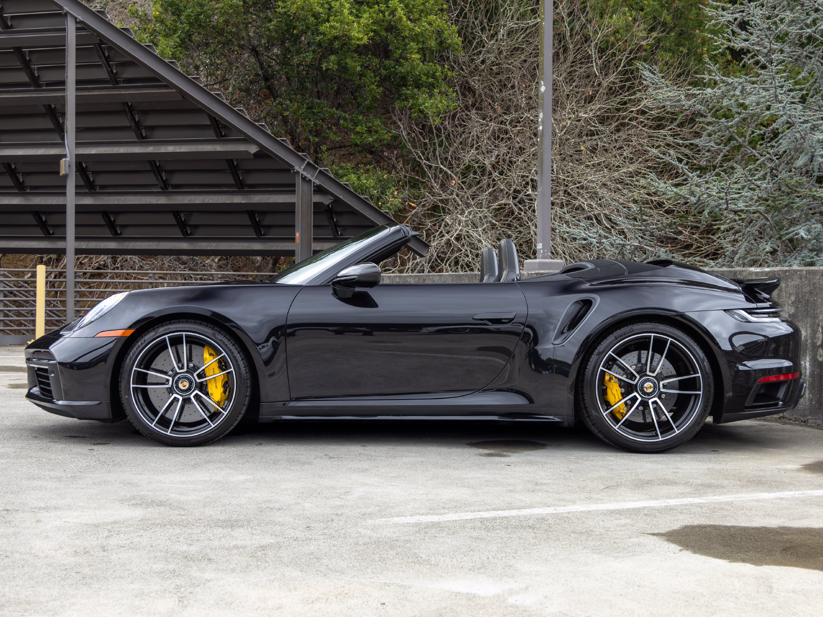 Certified 2021 Porsche 911 Turbo S AWD/4WD image 2