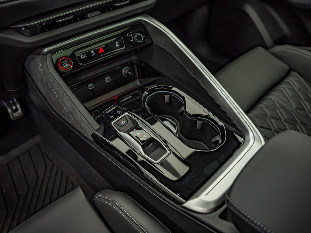 New 2026 Audi SQ5 Prestige AWD/4WD image 28
