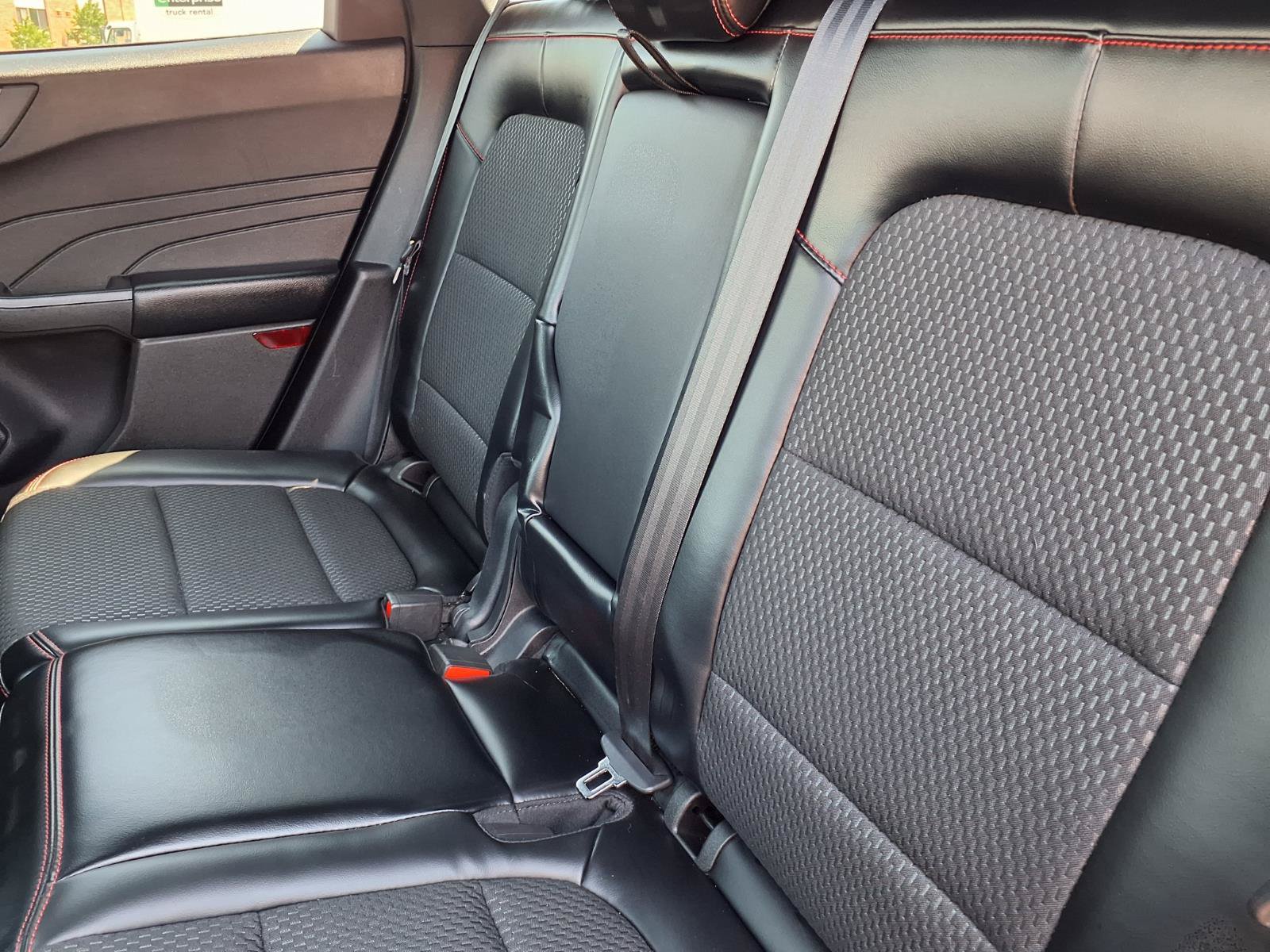 Used 2024 Ford Escape ST-Line w/ Tech Pack #1 AWD/4WD image 7