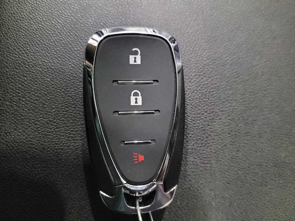 Used 2020 Chevrolet Equinox LS w/ LS Convenience Package FWD image 32