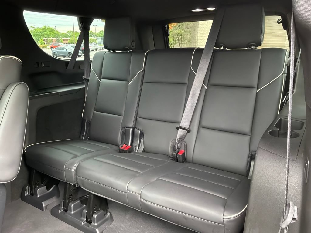 Used 2021 Cadillac Escalade ESV Premium Luxury AWD/4WD image 24