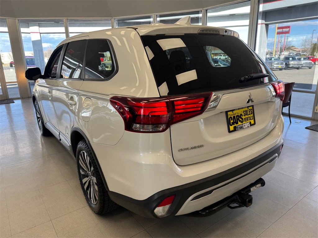 Used 2020 Mitsubishi Outlander ES image 5