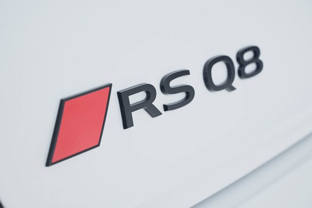 New 2026 Audi RS Q8 performance image 25