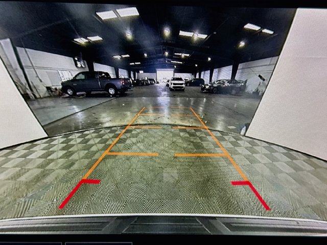 Used 2025 GMC Yukon Denali AWD/4WD image 16