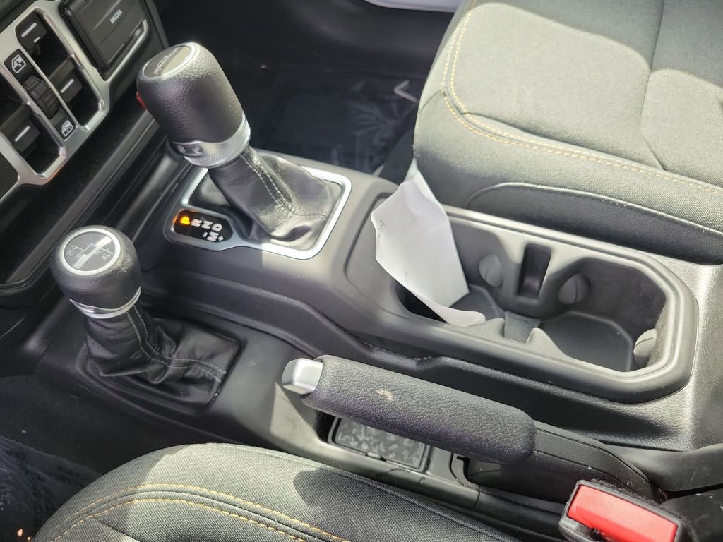 Used 2024 Jeep Gladiator Sport image 28