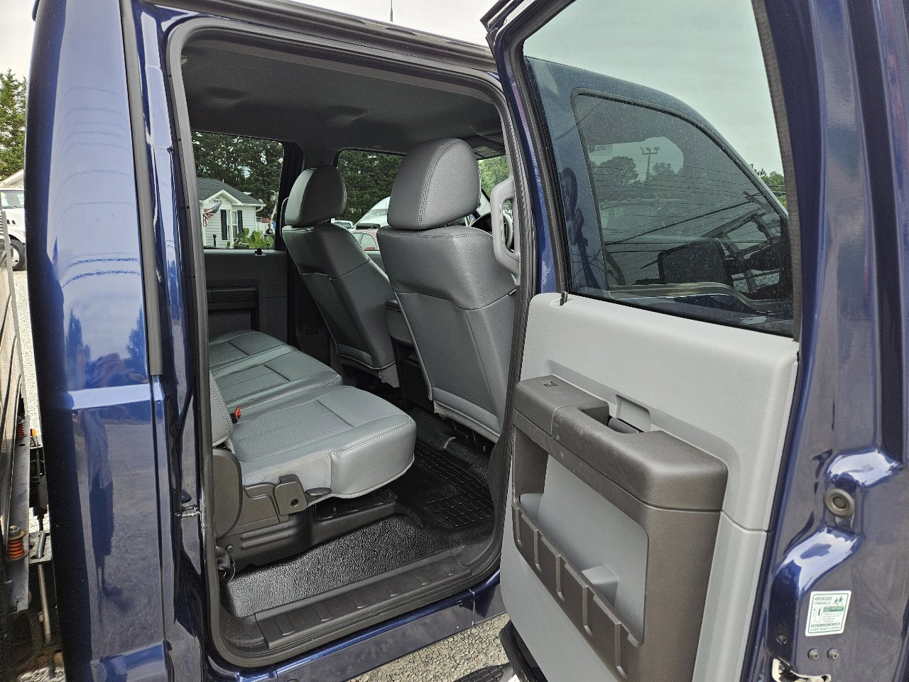 Used 2011 Ford F450 XL w/ PWR Equipment Group image 29