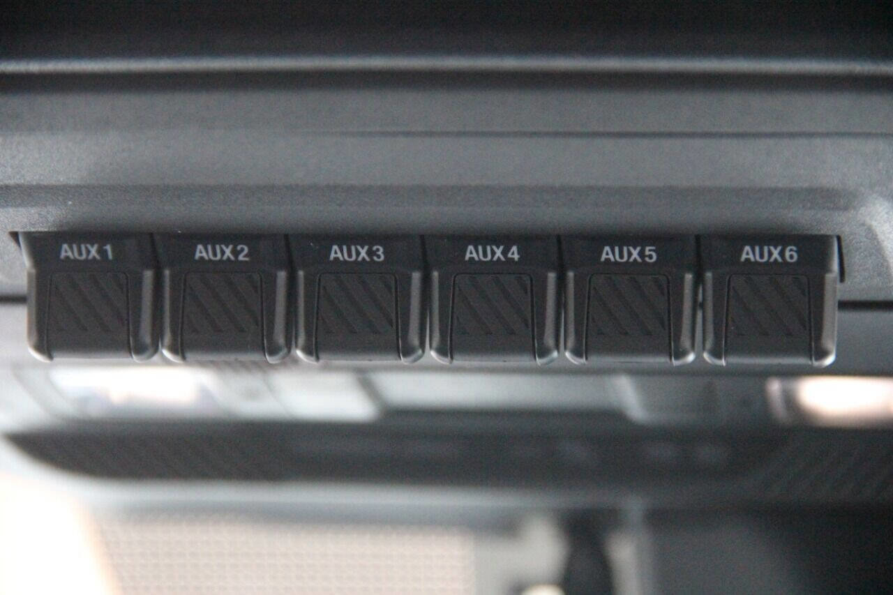 Used 2023 Ford Bronco Outer Banks image 25