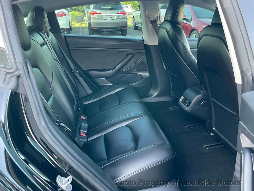 Used 2020 Tesla Model 3 Standard Range Plus RWD image 12