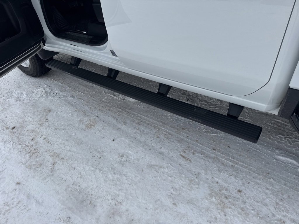 Used 2022 Chevrolet Silverado 3500 LT image 44