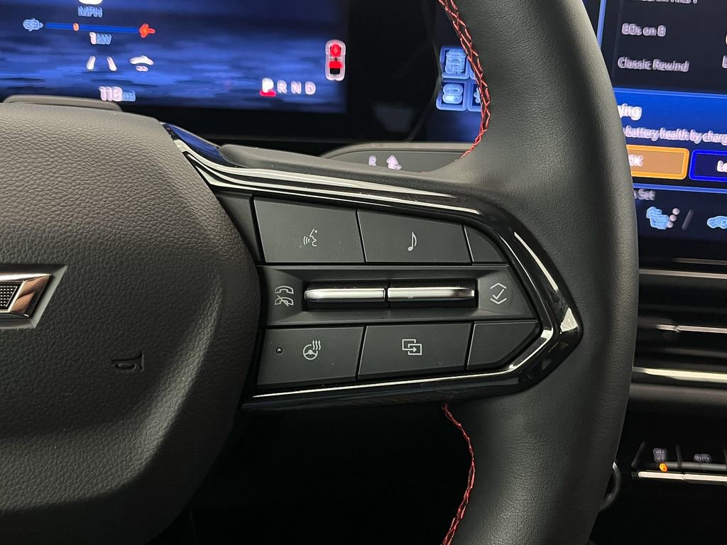 Certified 2024 Chevrolet Equinox EV RS image 23