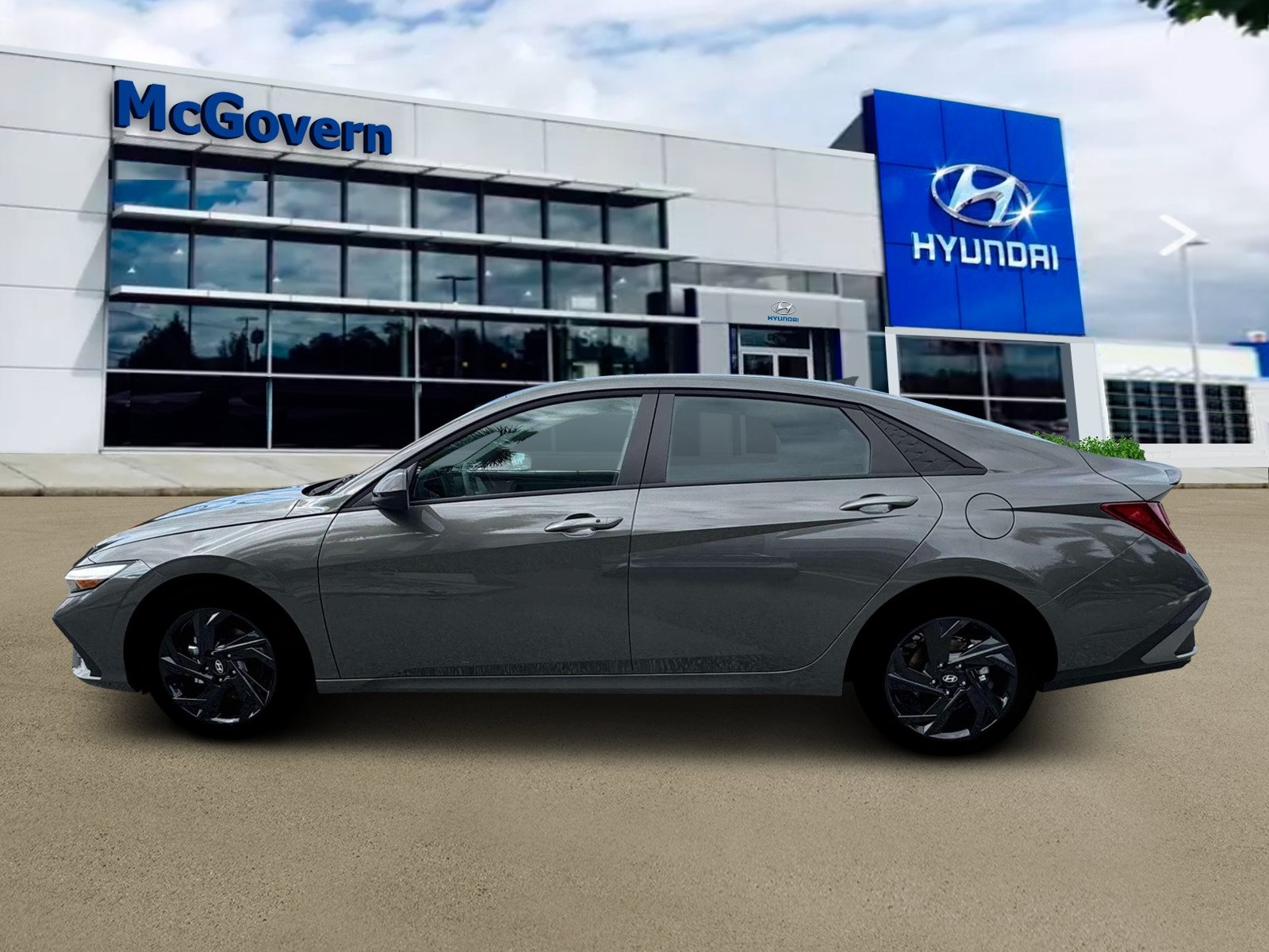 New 2026 Hyundai Elantra Sport FWD image 3