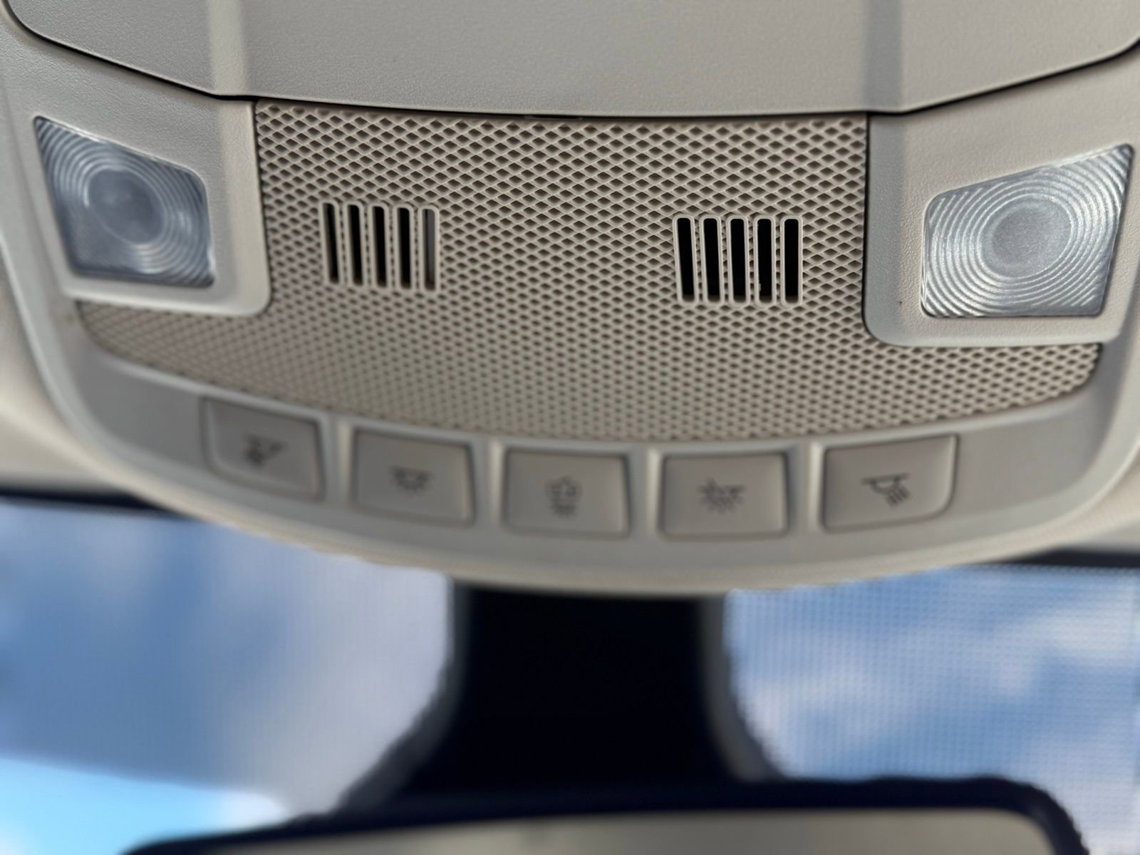 Used 2022 Ford Edge Titanium image 33