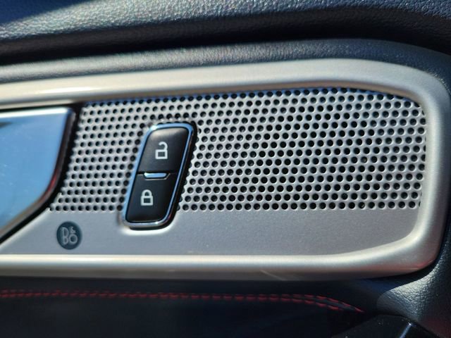 Used 2022 Ford Explorer ST-Line w/ Class IV Trailer Tow Package RWD image 22