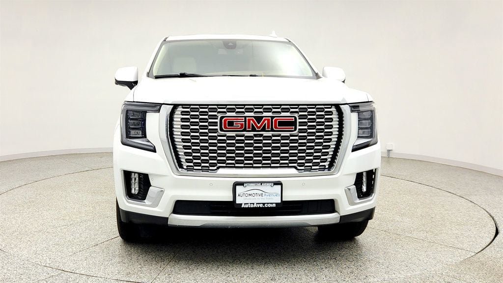 Used 2022 GMC Yukon Denali AWD/4WD image 2