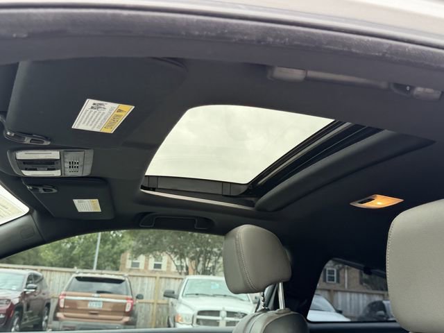 Used 2018 Honda Civic Touring image 16