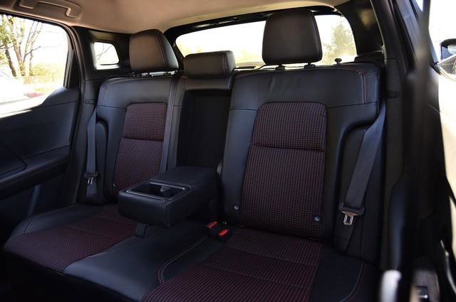 New 2025 Nissan Kicks SR image 25