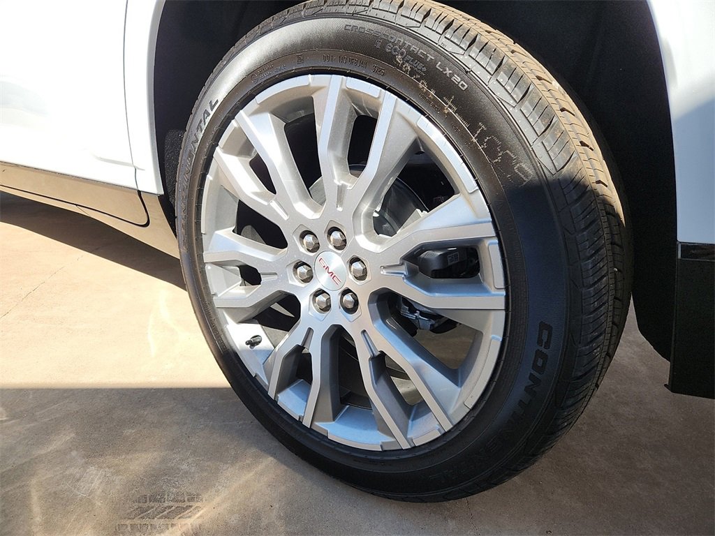 New 2026 GMC Acadia Denali w/ Super Cruise Package image 11