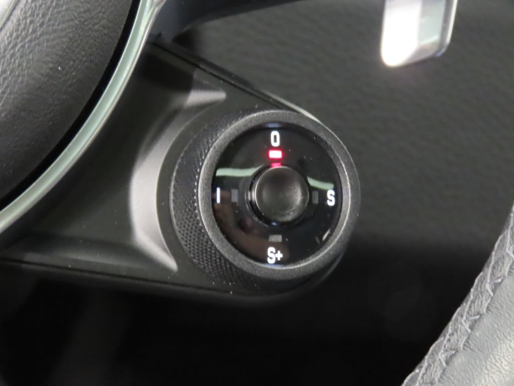 Certified 2023 Porsche Cayenne Coupe AWD/4WD image 23