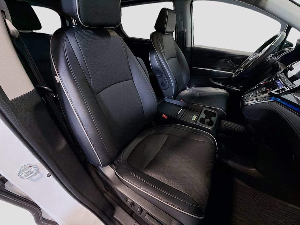 Used 2023 Honda Odyssey Elite image 32