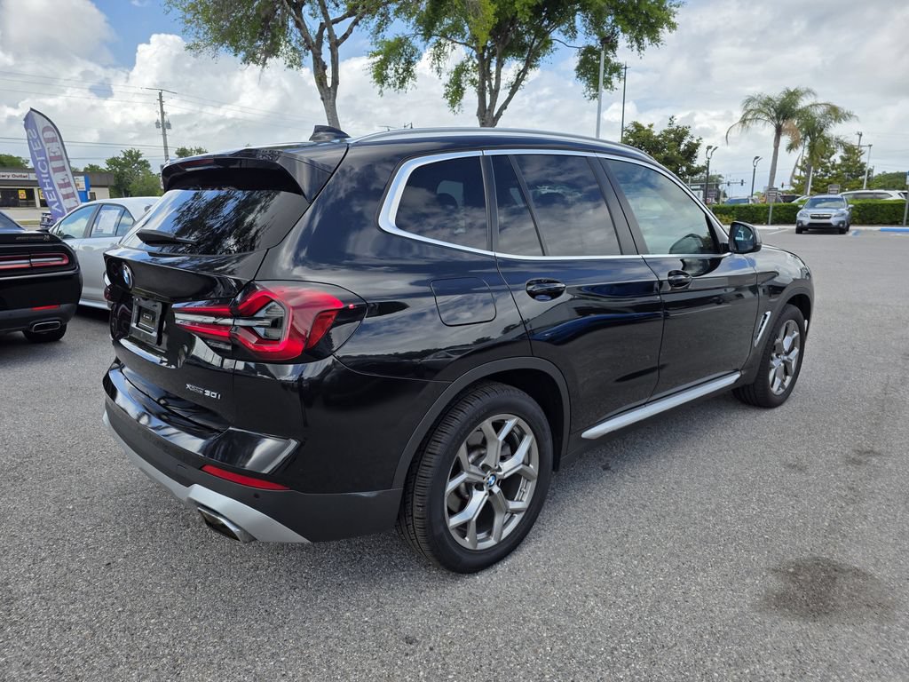 Used 2024 BMW X3 xDrive30i w/ Convenience Package AWD/4WD image 3