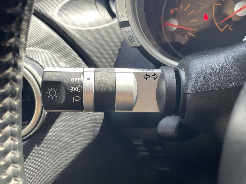 Used 2007 Nissan 350Z Touring RWD image 24