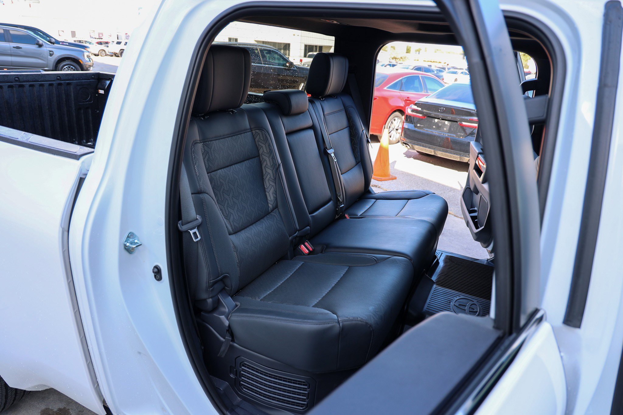 Used 2025 Toyota Tundra Limited image 48