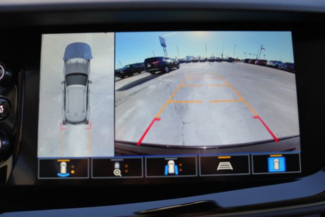Used 2021 Buick Envision Avenir w/ Technology Package II image 25