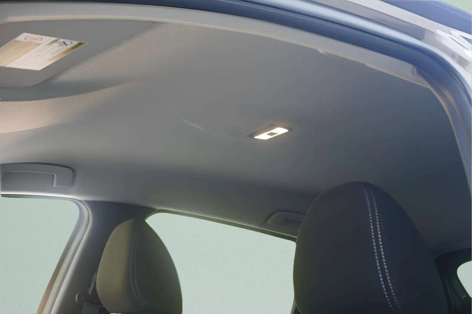 Used 2025 Nissan Kicks SV image 46