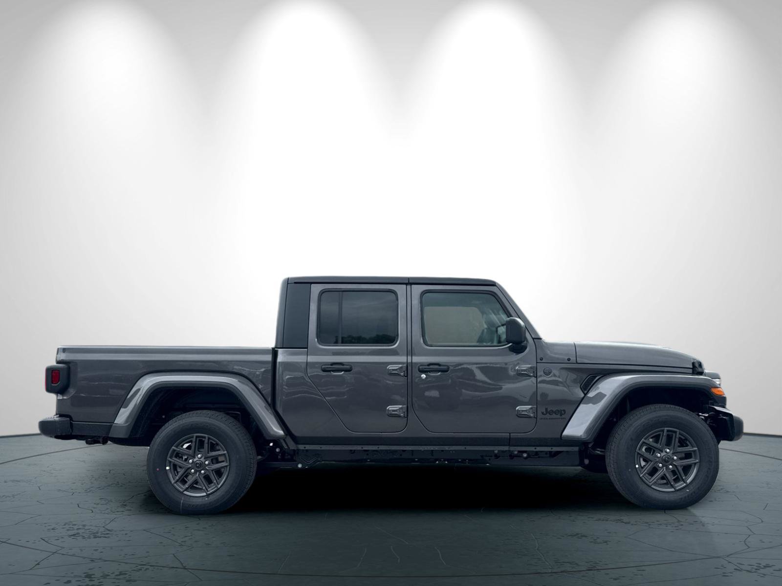 New 2026 Jeep Gladiator Sport AWD/4WD image 3