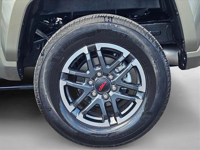 Used 2025 Toyota Tacoma TRD Sport image 21