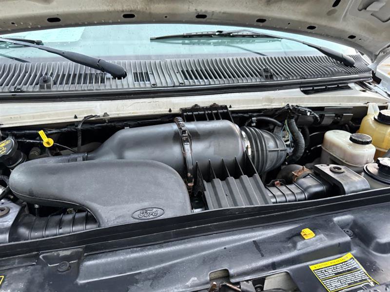 Used 2011 Ford E-250 and Econoline 250 image 31