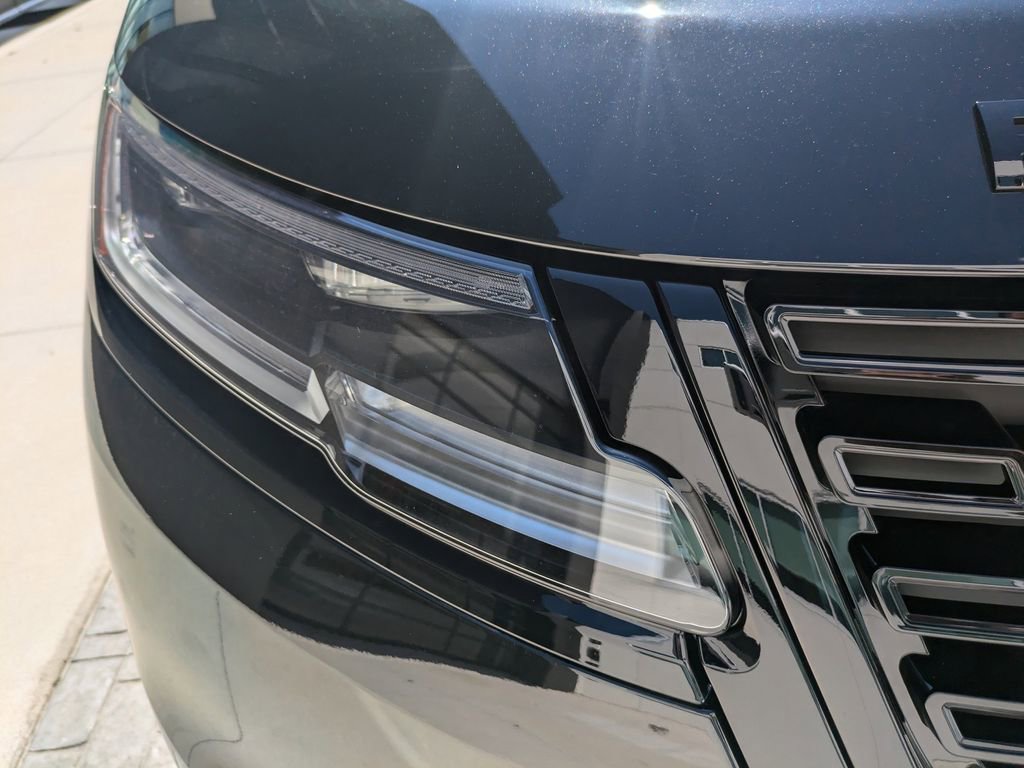 New 2026 Land Rover Range Rover Velar Dynamic SE AWD/4WD image 9