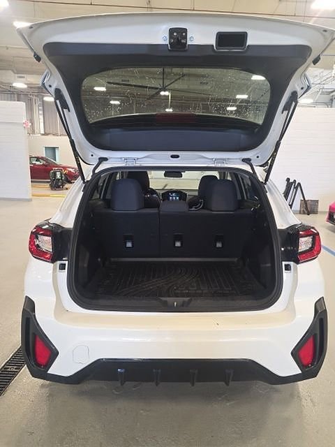 Used 2024 Subaru Crosstrek 2.0i Premium image 6